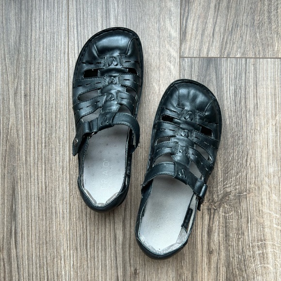 Traq by Alegria Black Leather Sandles | 39 - Picture 10 of 12